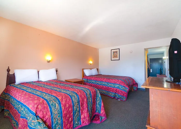Castle Inn & Suites By Oyo Chickasha