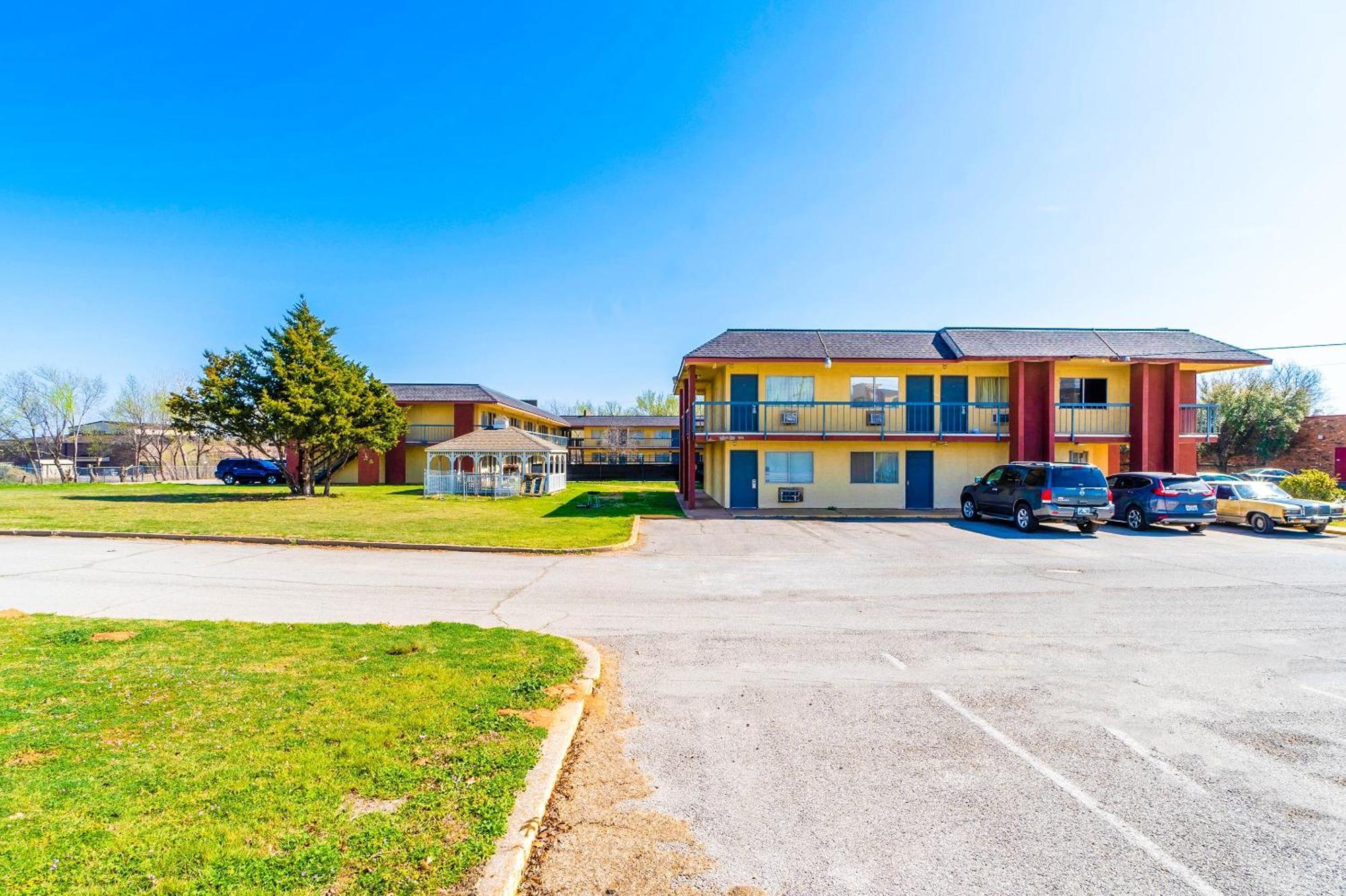 Castle & By Oyo 2* Chickasha