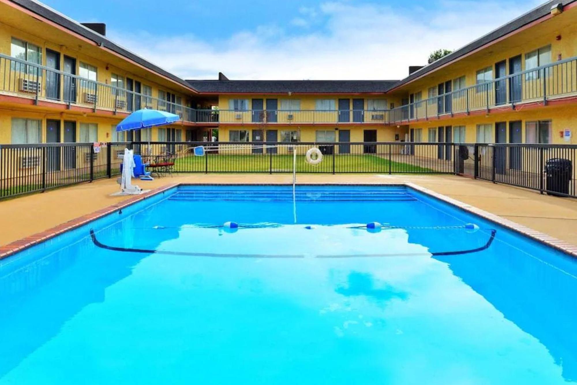 Castle & By Oyo 2* Chickasha
